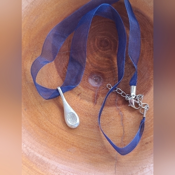 Silvertone Tennis Racket Rhinestone Ribbon Necklace - Picture 3 of 8